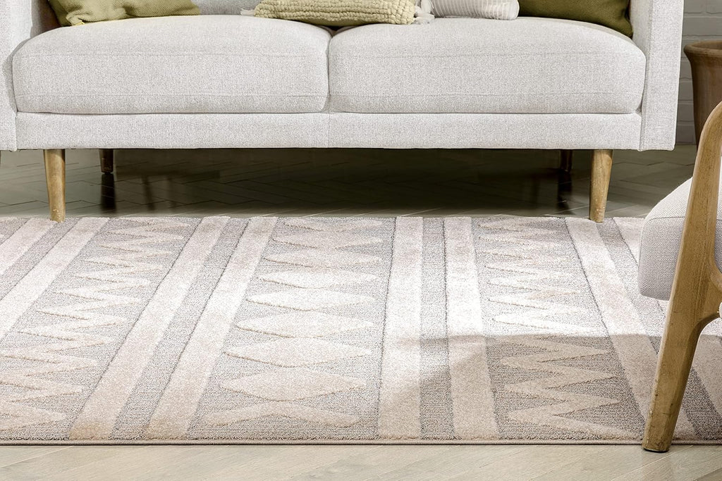 Harlow Zara Tribal Moroccan Diamond Pattern Beige High-Low 5'3" X 7'3" Area Rug