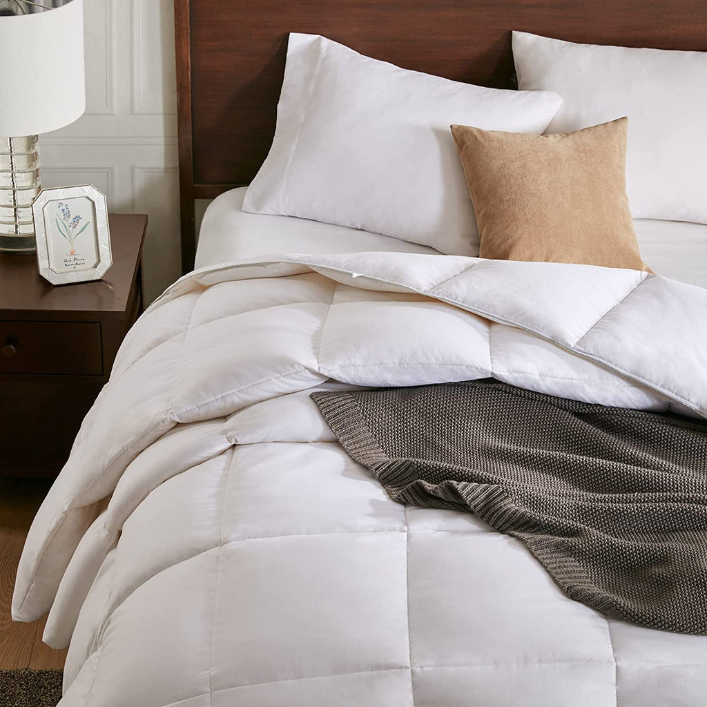 California King Size Heavyweight Down Feather Comforter - Ultra-Soft Luxury High Fill-Power Winter Duvet Insert for Cold Weather (104x96, White)